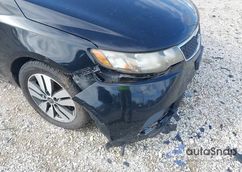 2013 Kia Forte Ex z USA, uszkodzony, nr VIN KNAFU5A27D5684482